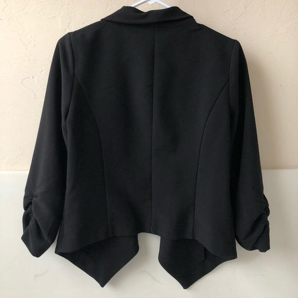 Maurices size medium black open front blazer - Picture 4 of 4
